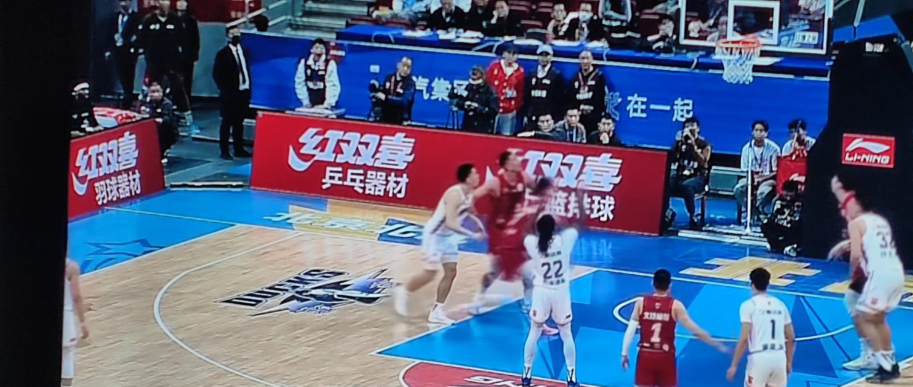 关于上海队成为本场最大亮点,CBA季后赛瞬间破防,爆冷的信息 关于上海队成为本场最大亮点,CBA季后赛瞬间破防,爆冷的信息
