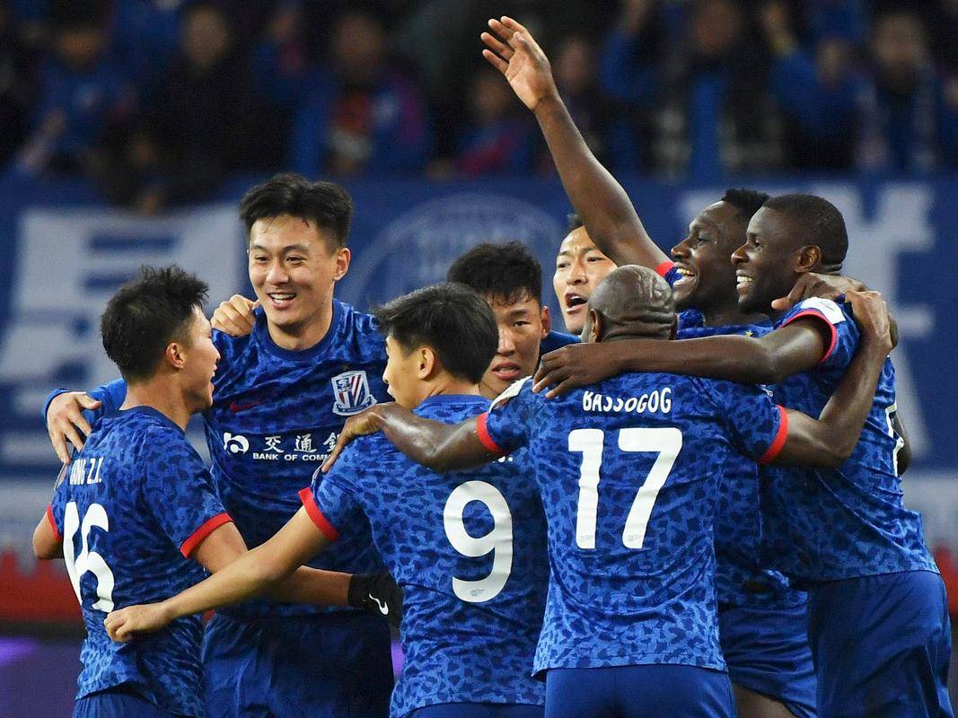 上海申花外援疑似受伤,或影响接下来比赛 上海申花外援疑似受伤,或影响接下来比赛