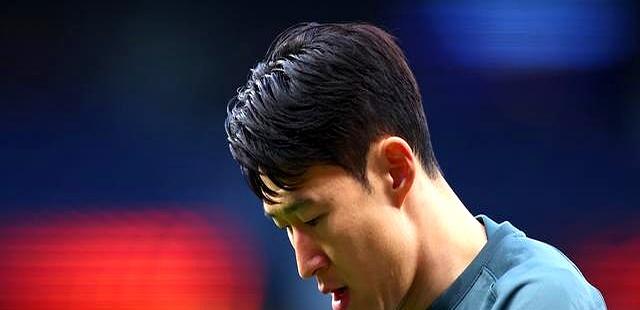 1xbet体育官网登录网址-包含热刺前锋破门得分，助球队取胜的词条