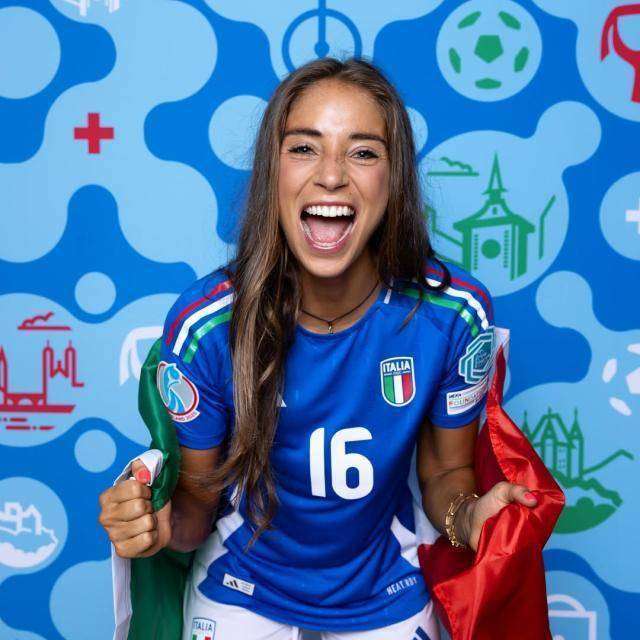 意大利女足球员赛后接受媒体采访 意大利女足球员赛后接受媒体采访