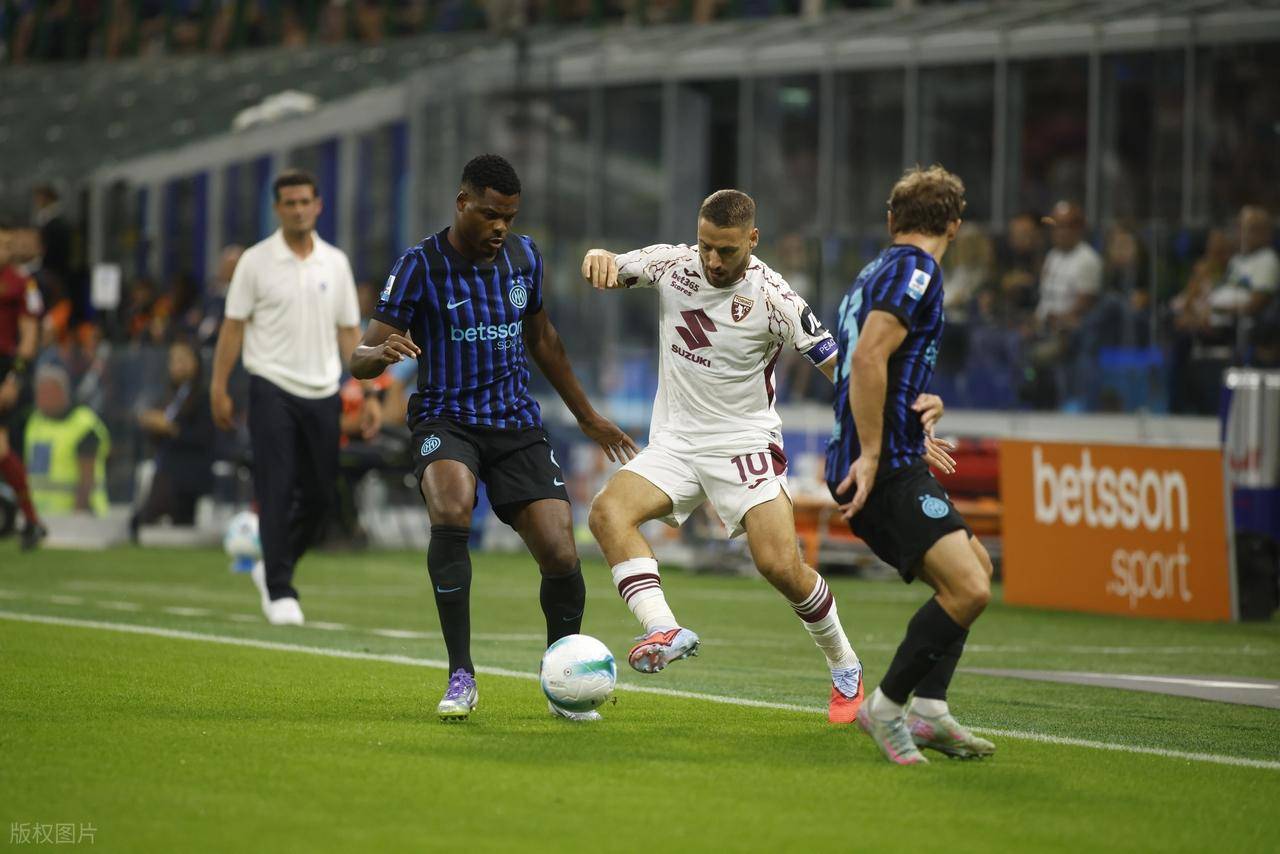 克罗托内主场不敌乌迪内斯,遭遇挫折的简单介绍 克罗托内主场不敌乌迪内斯,遭遇挫折的简单介绍