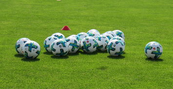 1xbet体育网页版登录入口-恩菲尔德技战术演练密集，冲刺冠军全力以赴