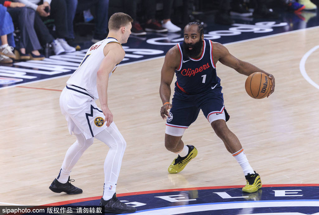 1xbet体育下载-猛龙队遭遇伤病波折，急需替补球员