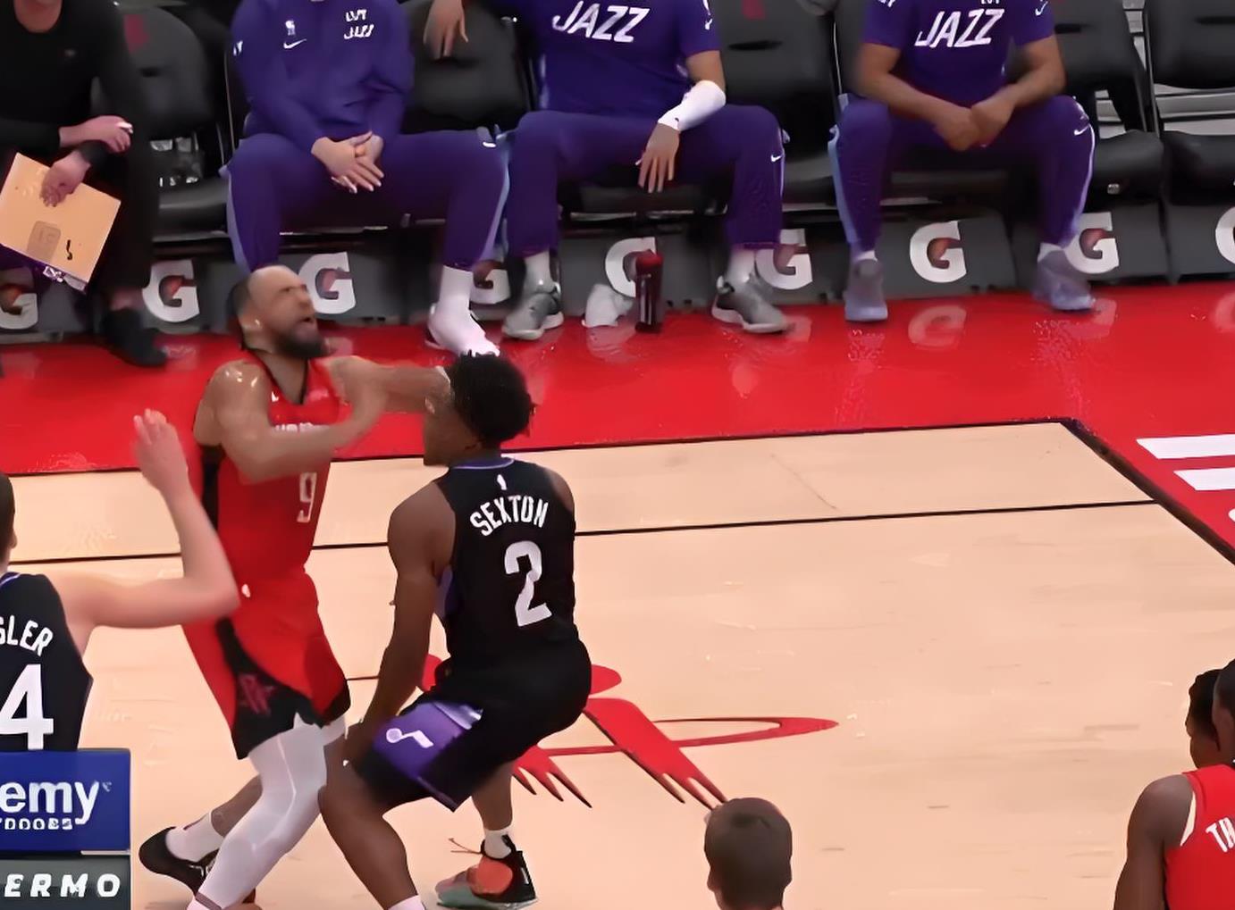 1xbet体育亚洲官网-火箭惨败开拓者遭遇四连败