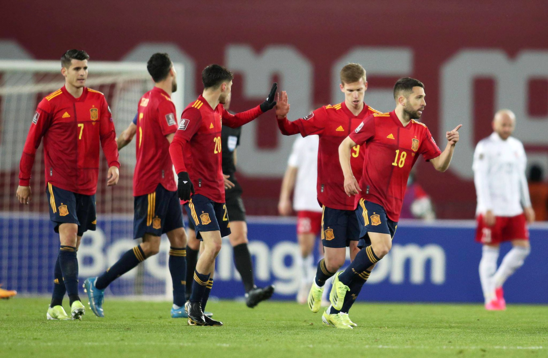 关于瓦伦西亚力克对手，赢得比赛的信息