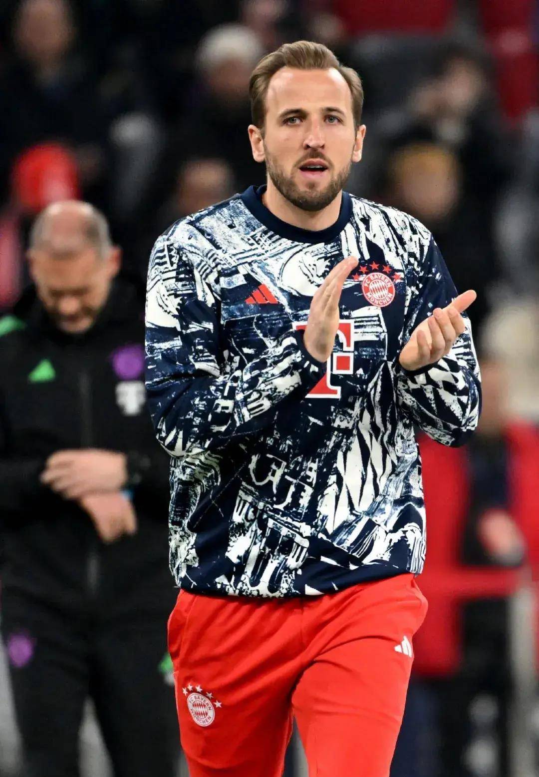 拜仁慕尼黑淘汰阿贾克斯，成功晋级八强的简单介绍