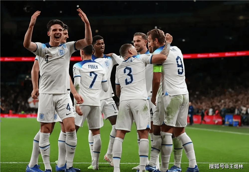 包含欧国联比赛冰岛国家队实现胜利，晋级下一轮的词条